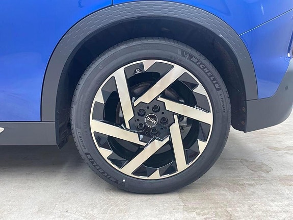 MINI Countryman SE 13 of 15