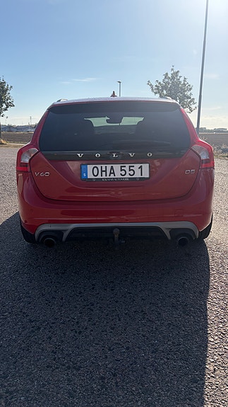 Volvo V60 3 of 5