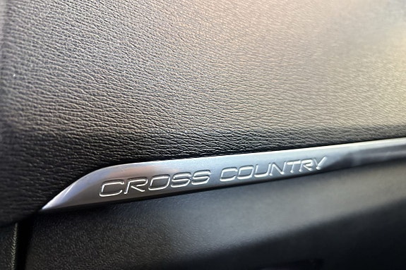 Volvo V40 Cross Country 18 of 26