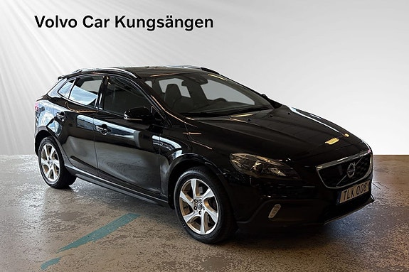 Volvo V40 Cross Country 6 of 26