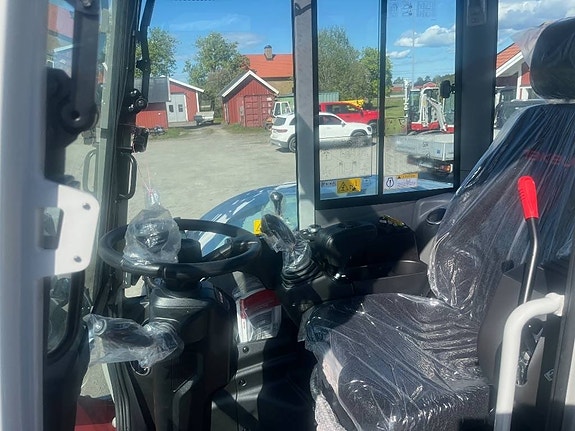 Takeuchi TB 370 W 7 of 8