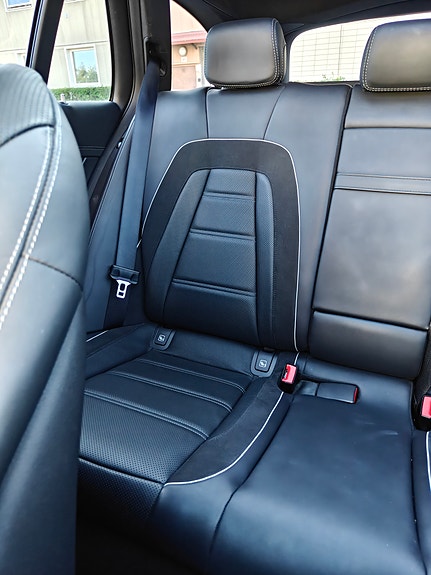 Mercedes-Benz E63 7 of 10