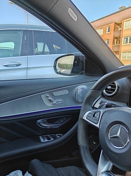 Mercedes-Benz E63 10 of 10