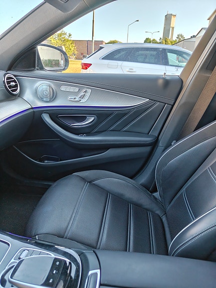 Mercedes-Benz E63 9 of 10