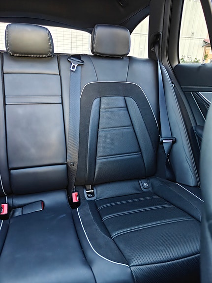Mercedes-Benz E63 8 of 10