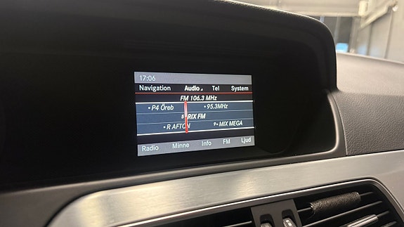 Mercedes-Benz C200 24 of 28