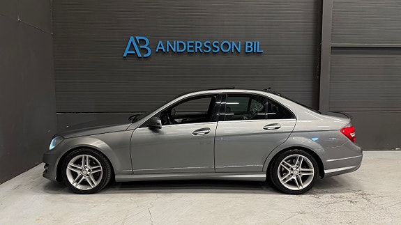 Mercedes-Benz C200 6 of 28