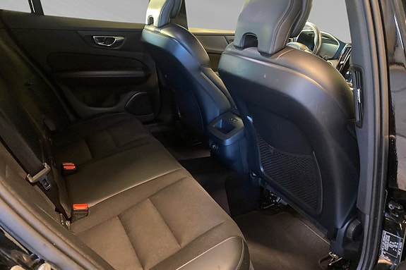 Volvo V60 22 of 30