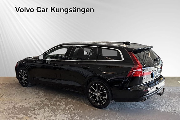 Volvo V60 8 of 30