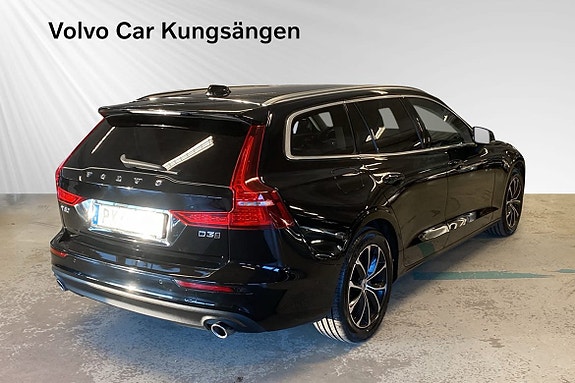 Volvo V60 9 of 30