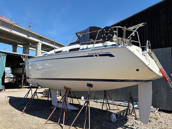 Bavaria 30 Cruiser -06 – grunda kölen 1,45 m 6 of 16