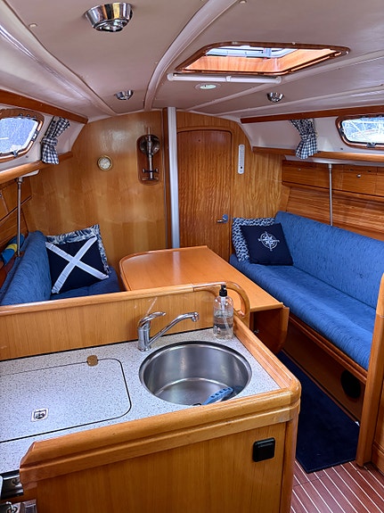 Bavaria 30 Cruiser -06 – grunda kölen 1,45 m 7 of 16