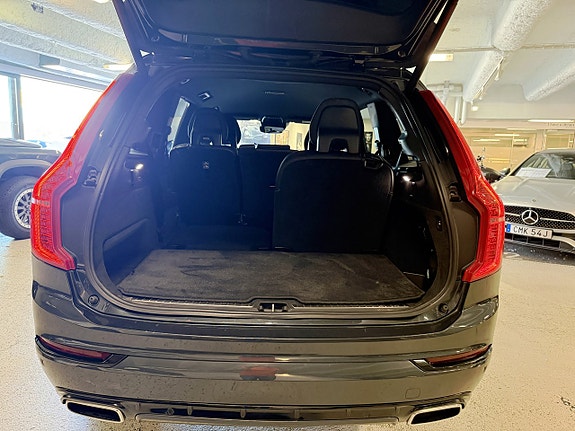 Volvo XC90 23 of 27