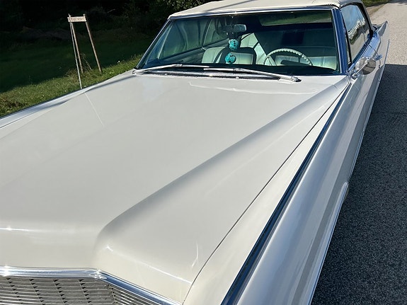 Cadillac Deville 16 of 20