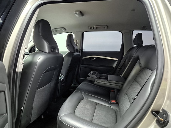 Volvo V70 22 of 24