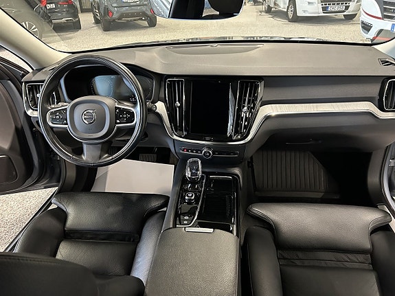 Volvo V60 20 of 27