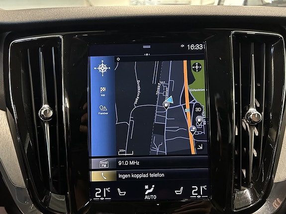Volvo V60 22 of 27