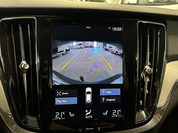 Volvo V60 21 of 27