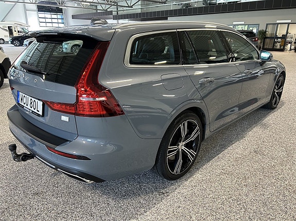 Volvo V60 4 of 27