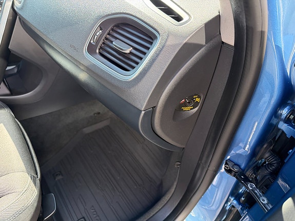 Volvo V60 10 of 30