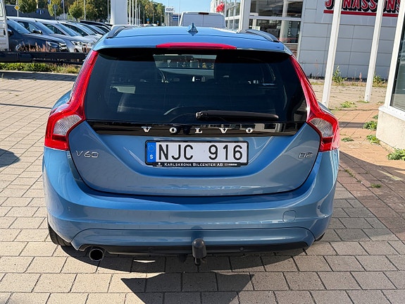 Volvo V60 5 of 30
