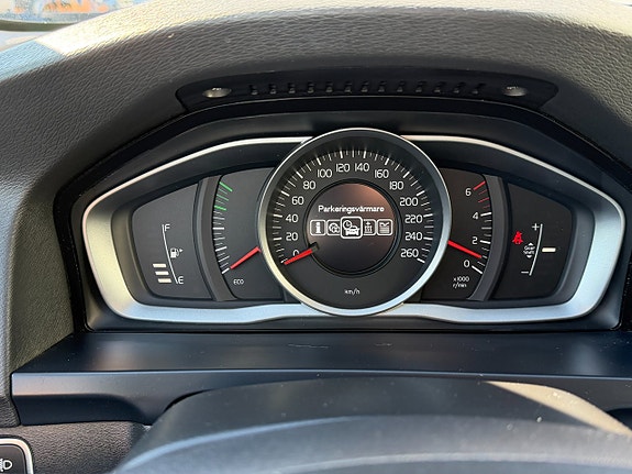 Volvo V60 17 of 30
