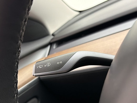 Tesla Model 3 15 of 30