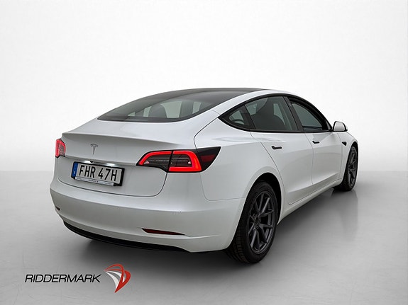Tesla Model 3 8 of 30