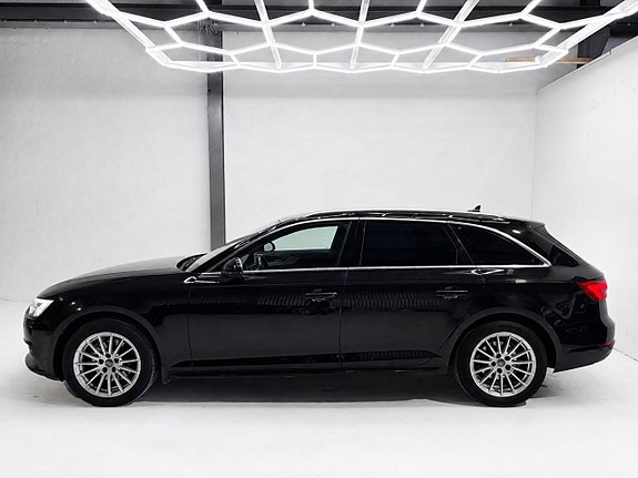 Audi A4 2 of 9