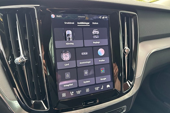 Volvo V60 26 of 30