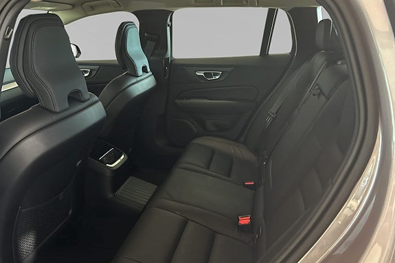 Volvo V60 7 of 30