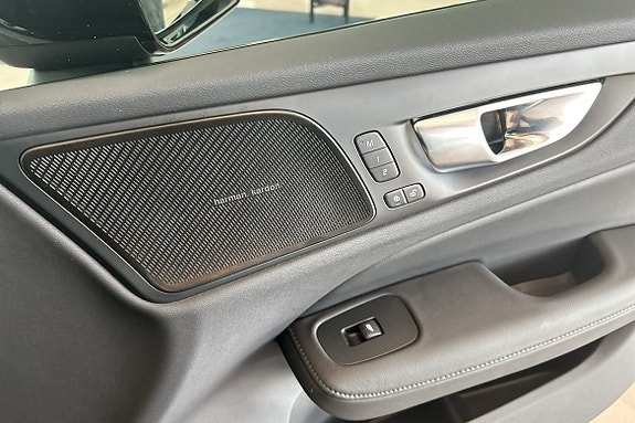 Volvo V60 12 of 30