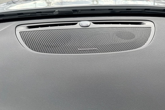 Volvo V60 20 of 30