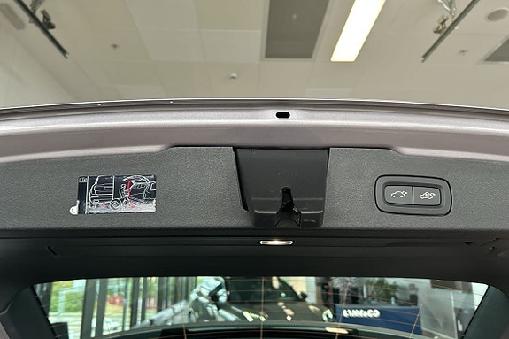 Volvo V60 16 of 30