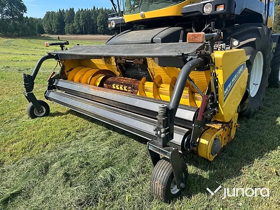 Exakthack New Holland  FR 9050 17 of 30