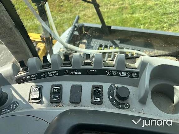 Exakthack New Holland  FR 9050 11 of 30
