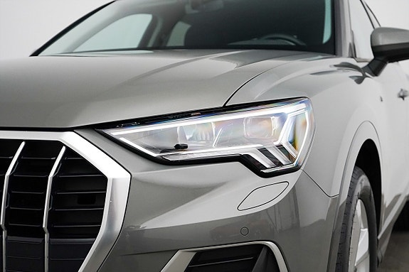 Audi Q3 24 of 25