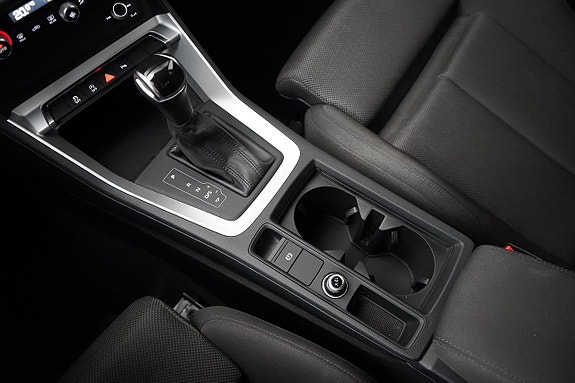 Audi Q3 15 of 25