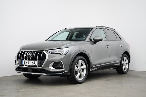 Audi Q3 25 of 25