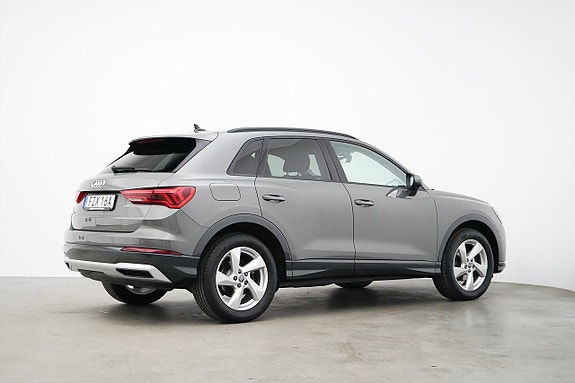 Audi Q3 22 of 25