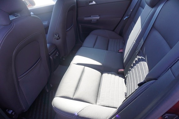 Volvo V50 9 of 13