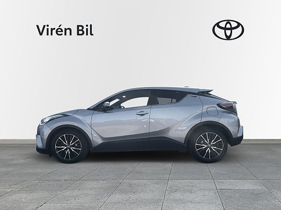Toyota C-HR 3 of 11