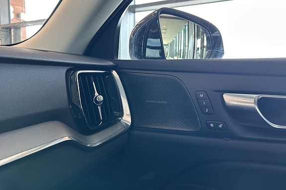 Volvo V60 23 of 27