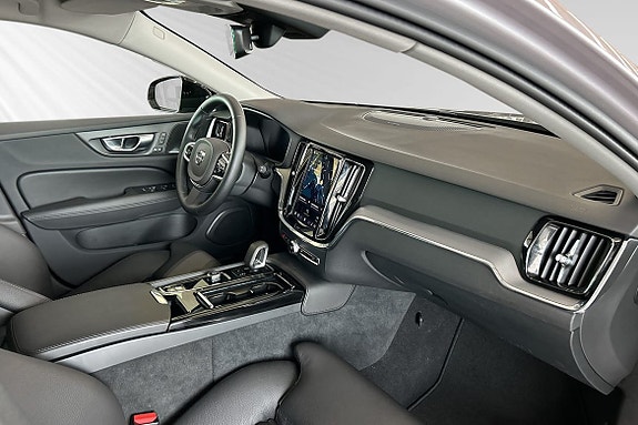 Volvo V60 10 of 27