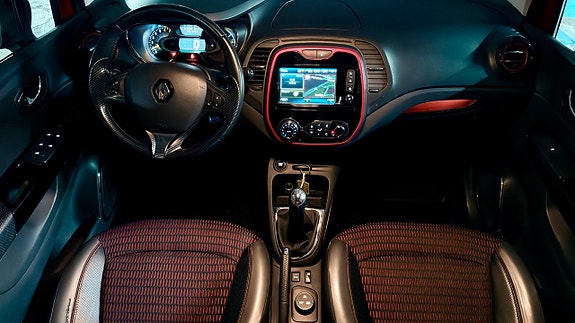Renault Captur 8 of 16