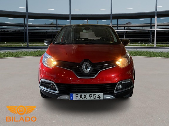 Renault Captur 2 of 16