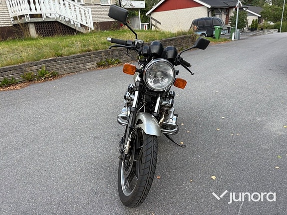 Suzuki GSX 1100 E 9 of 11