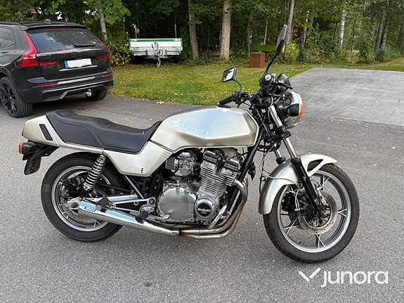 Suzuki GSX 1100 E 7 of 11