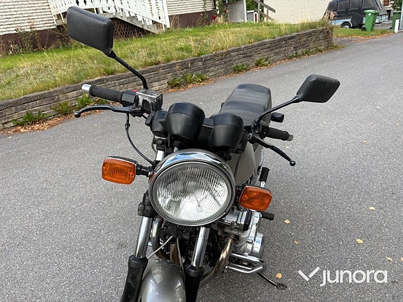 Suzuki GSX 1100 E 10 of 11