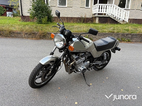 Suzuki GSX 1100 E 2 of 11